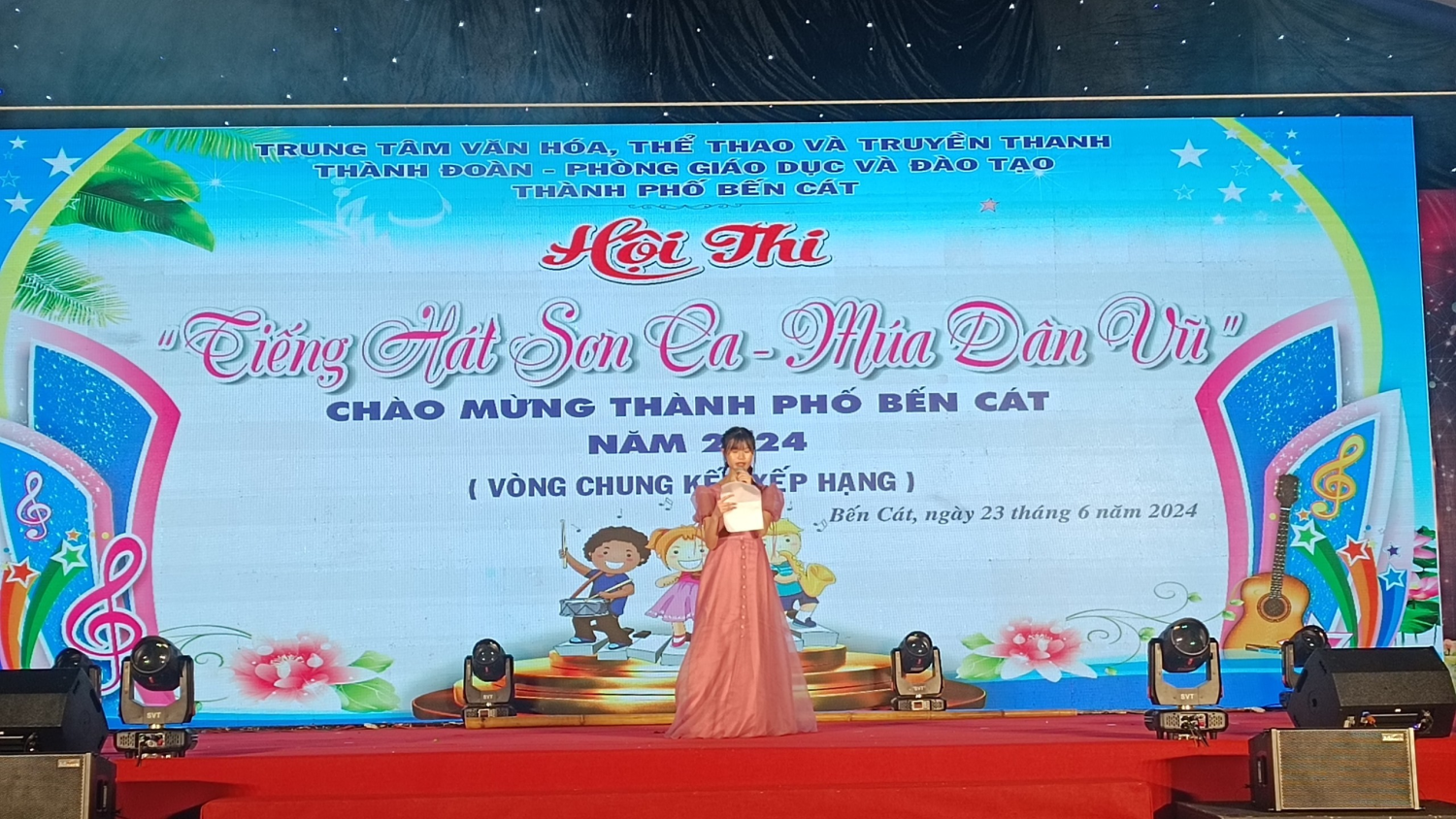 TRƯỜNG TH CHÁNH PHÚ HOÀ THAM GIA HỘI THI "TIẾNG HÁT SƠN CA - MÚA DÂN VŨ" THÀNH PHỐ BẾN CÁT NĂM 2024